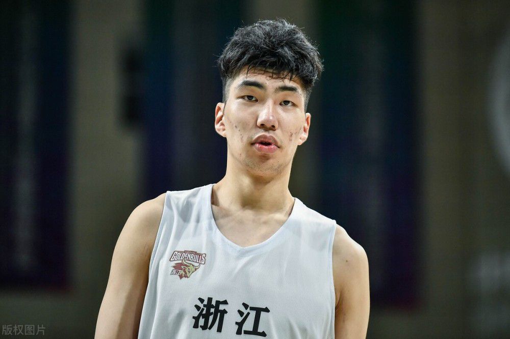而且，他们脸上刻的这些字，全都是侮辱吴家的话，估计吴家人见了，肺都要气炸了。